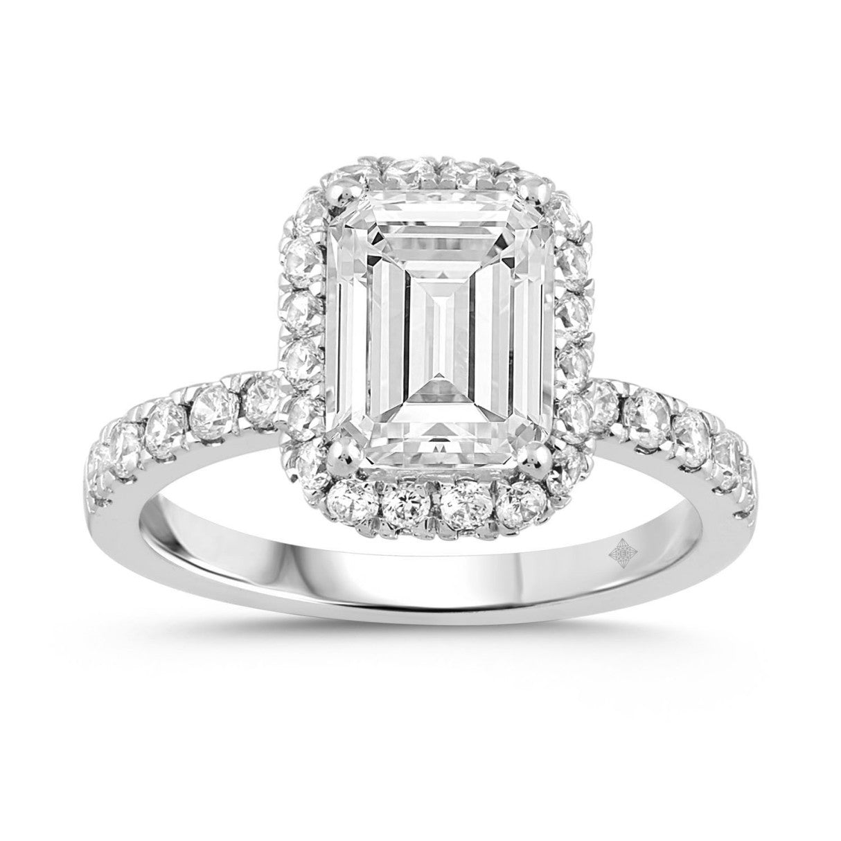 14K WHITE GOLD 4.00CT ROUND/EMERALD DIAMOND LADIES RING (CENTER STONE EMERALD DIAMOND 3.00CT)